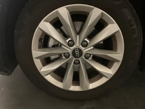 Vehicle inspection photo